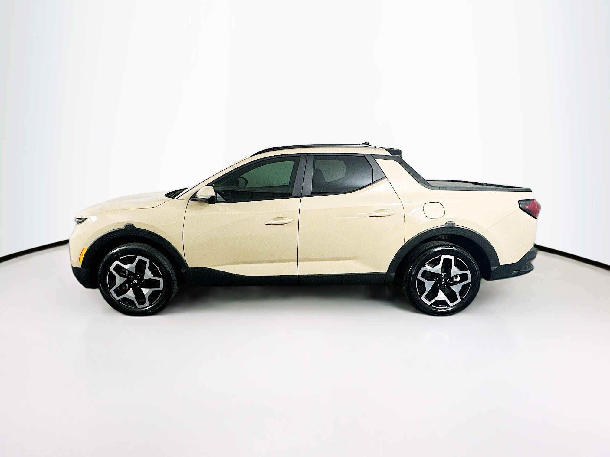 Used 2024 Hyundai Santa Cruz Limited AWD/4WD image 4