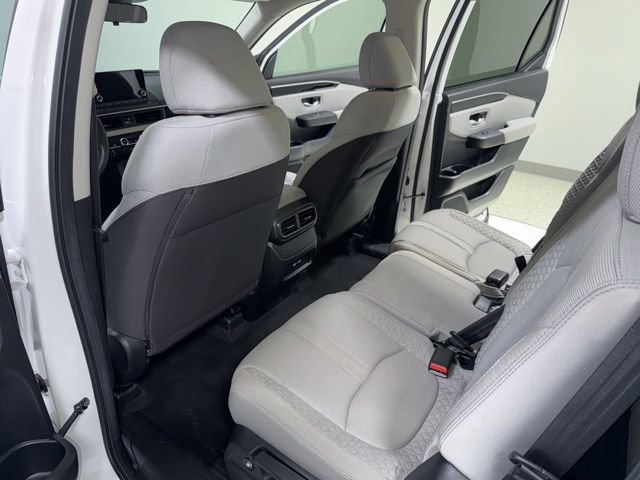Used 2023 Honda Pilot LX image 22