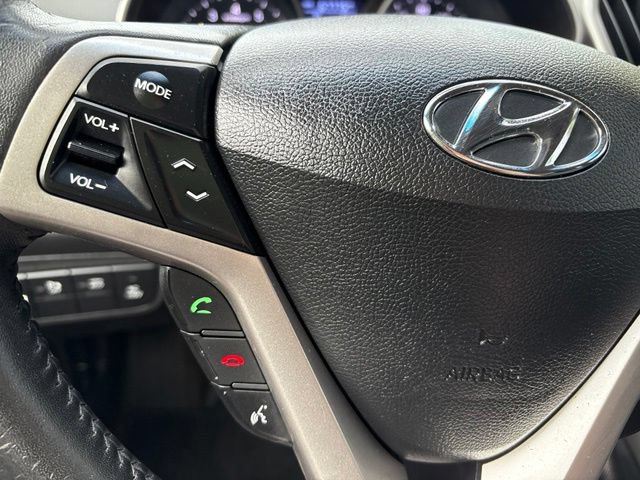Used 2012 Hyundai Veloster w/ Style Pkg FWD image 14