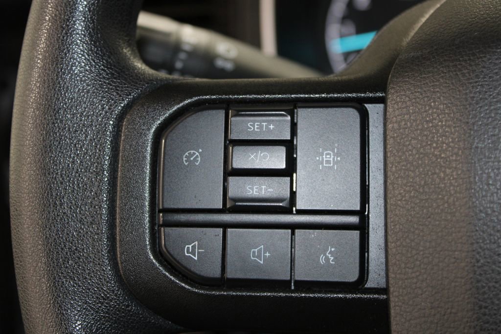 Used 2023 Ford F150 XLT image 41