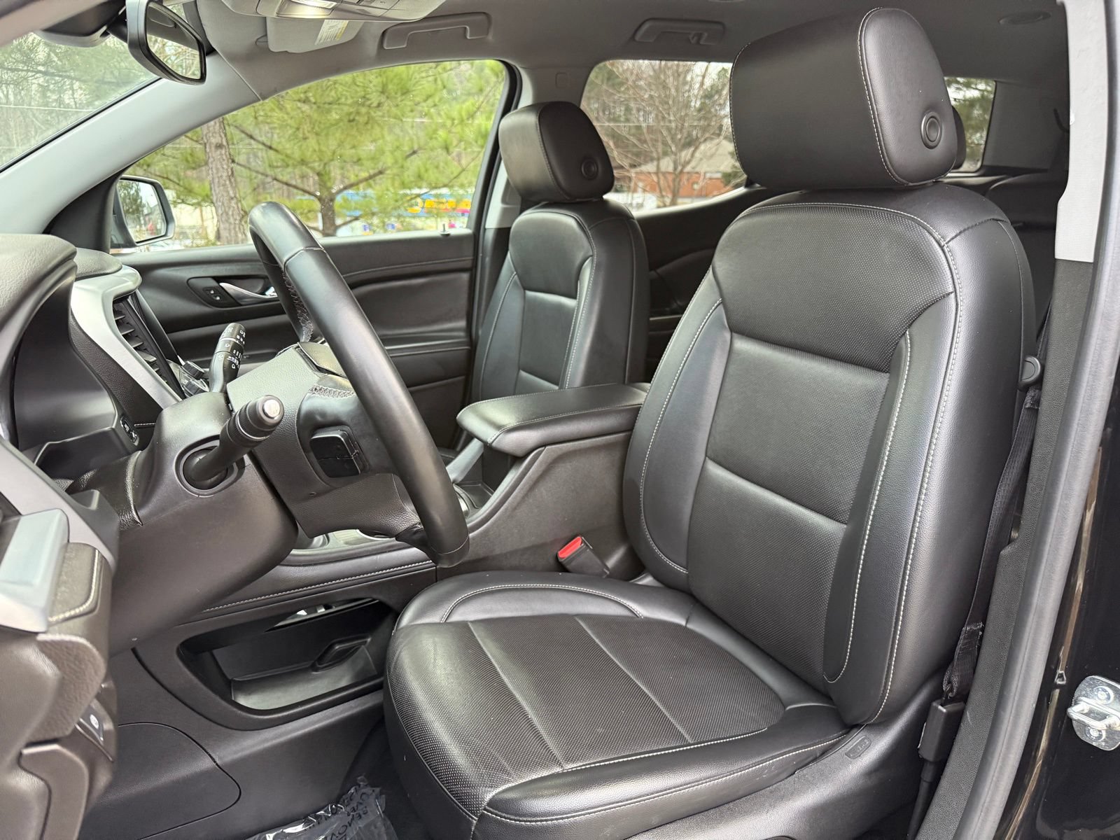 Used 2023 GMC Acadia SLT FWD image 35