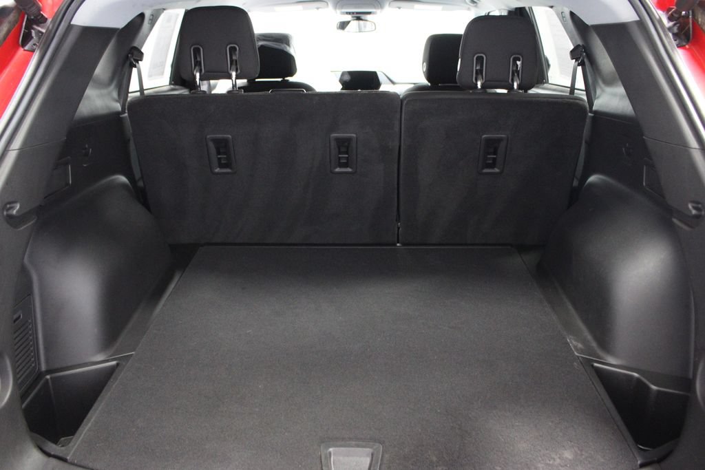Used 2021 Chevrolet Blazer LT FWD image 16