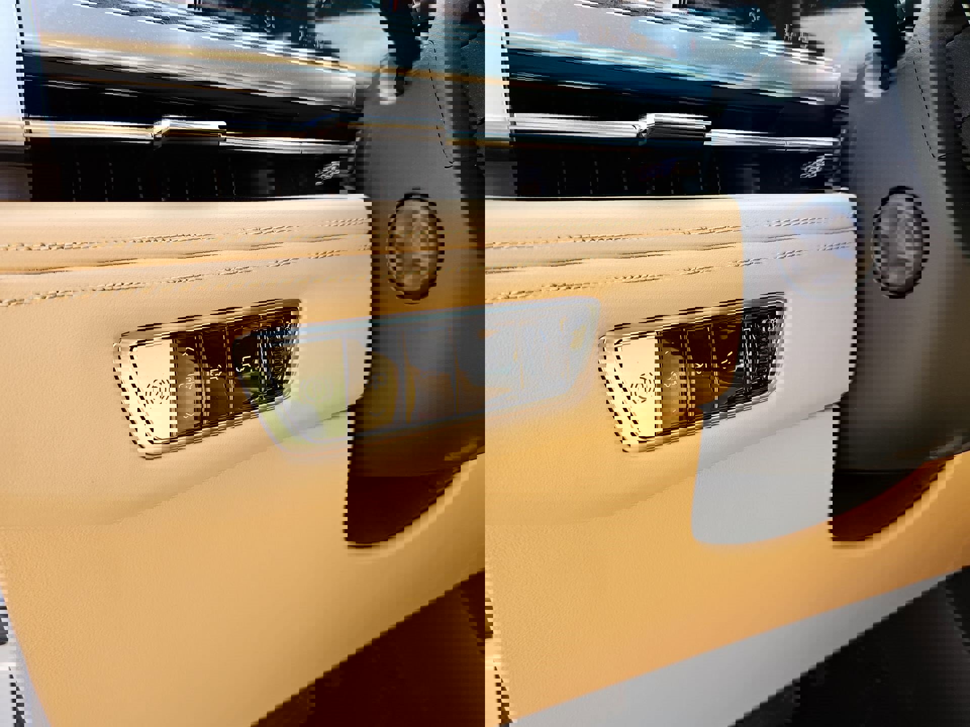 New 2025 Cadillac Escalade IQ Sport 2 image 17