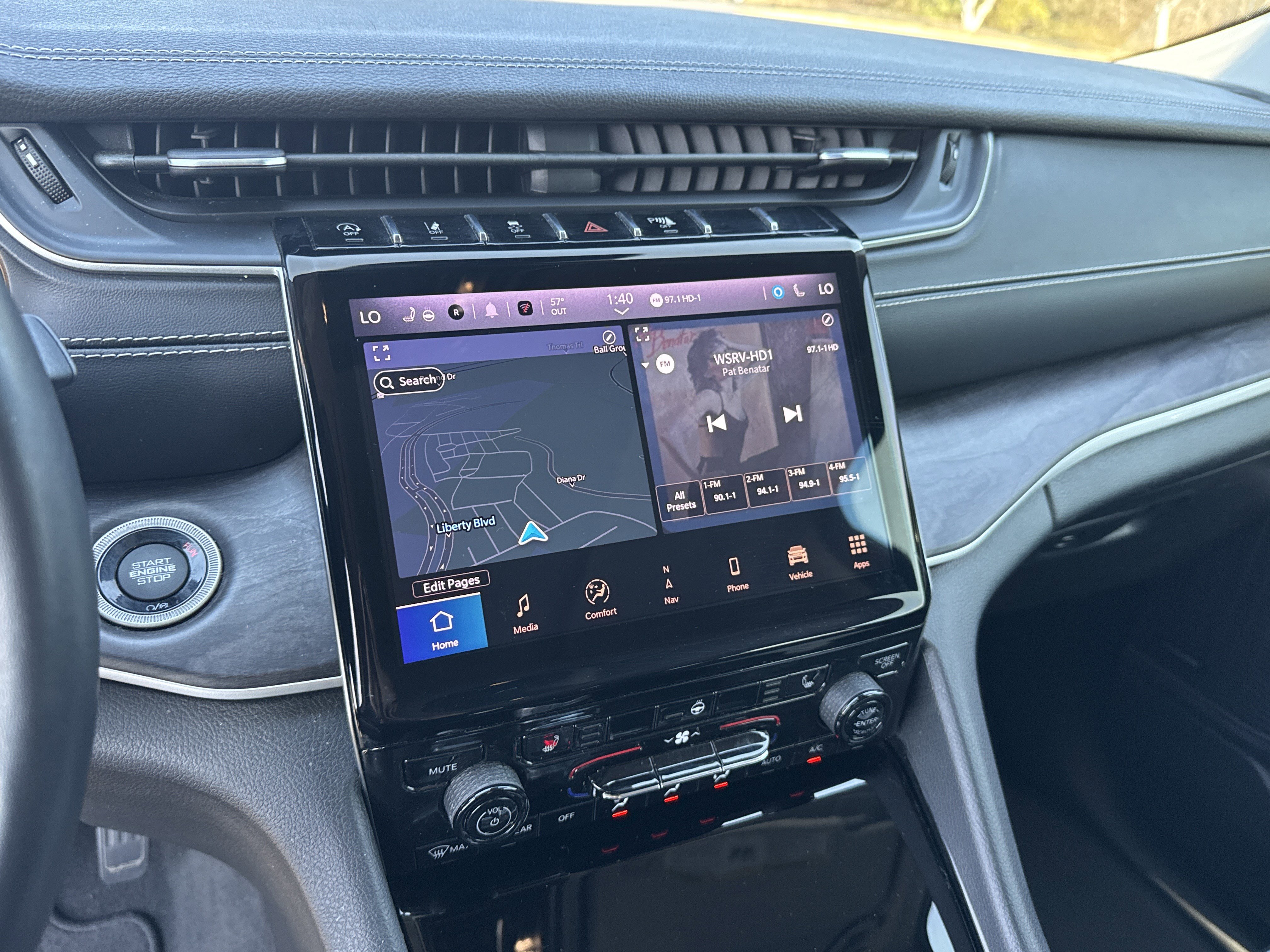 Used 2022 Jeep Grand Cherokee L Limited image 29