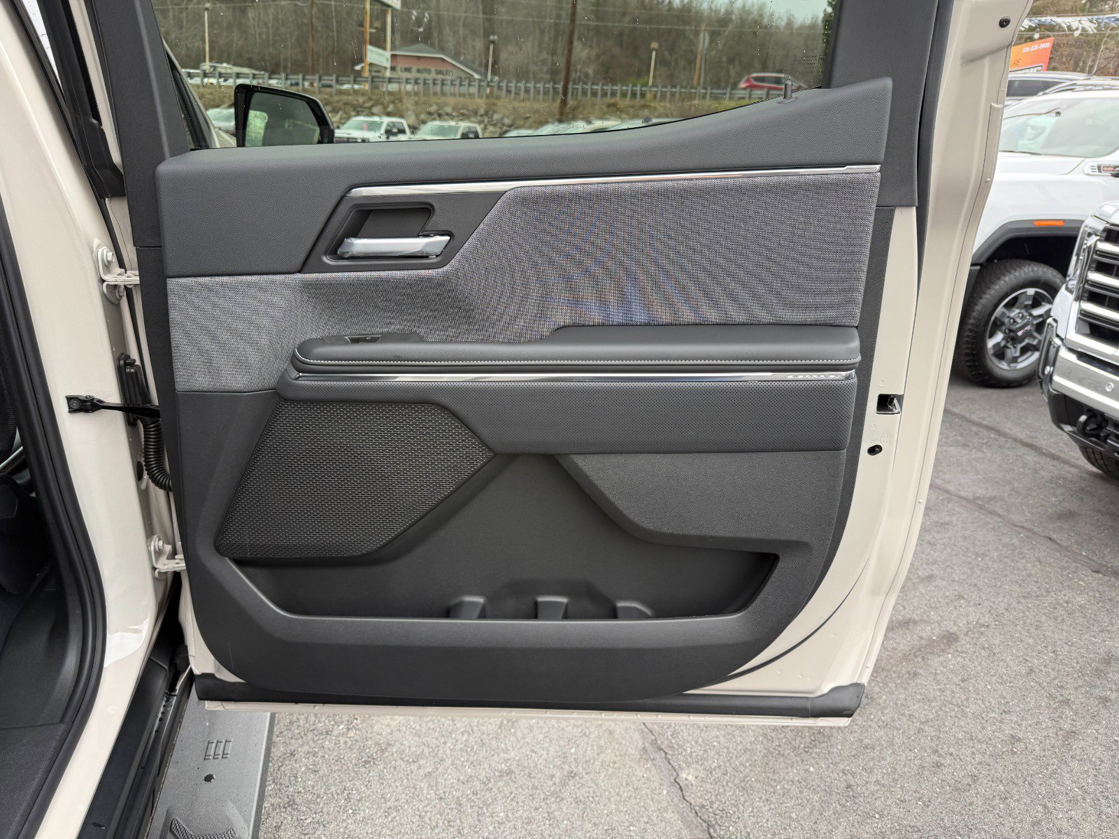 New 2026 GMC Sierra EV Elevation image 20
