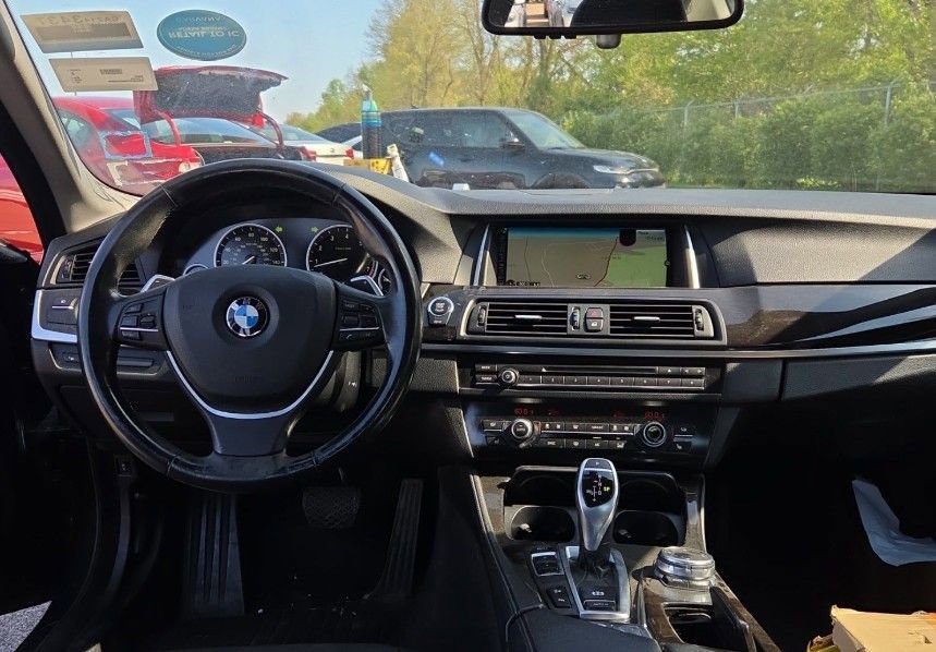 Used 2016 BMW 535i xDrive Sedan AWD/4WD image 8