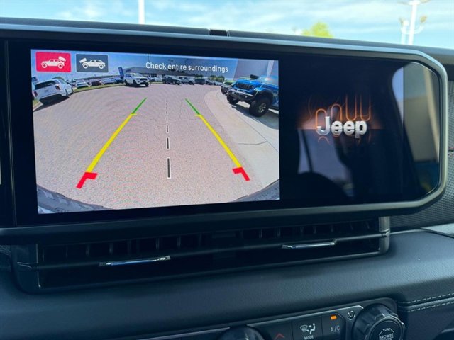 New 2026 Jeep Wrangler Unlimited Rubicon AWD/4WD image 20