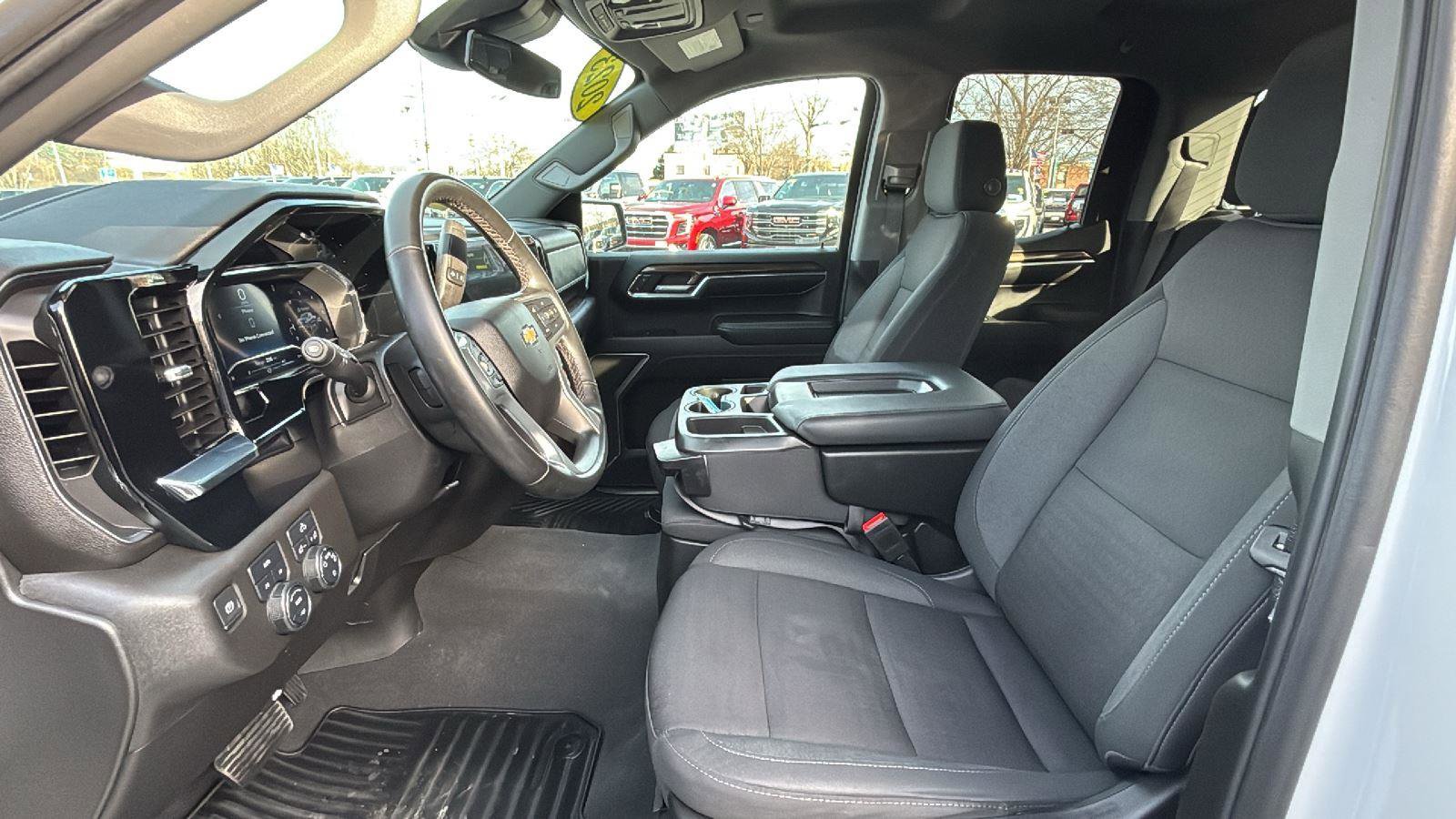 Used 2023 Chevrolet Silverado 1500 LT image 21