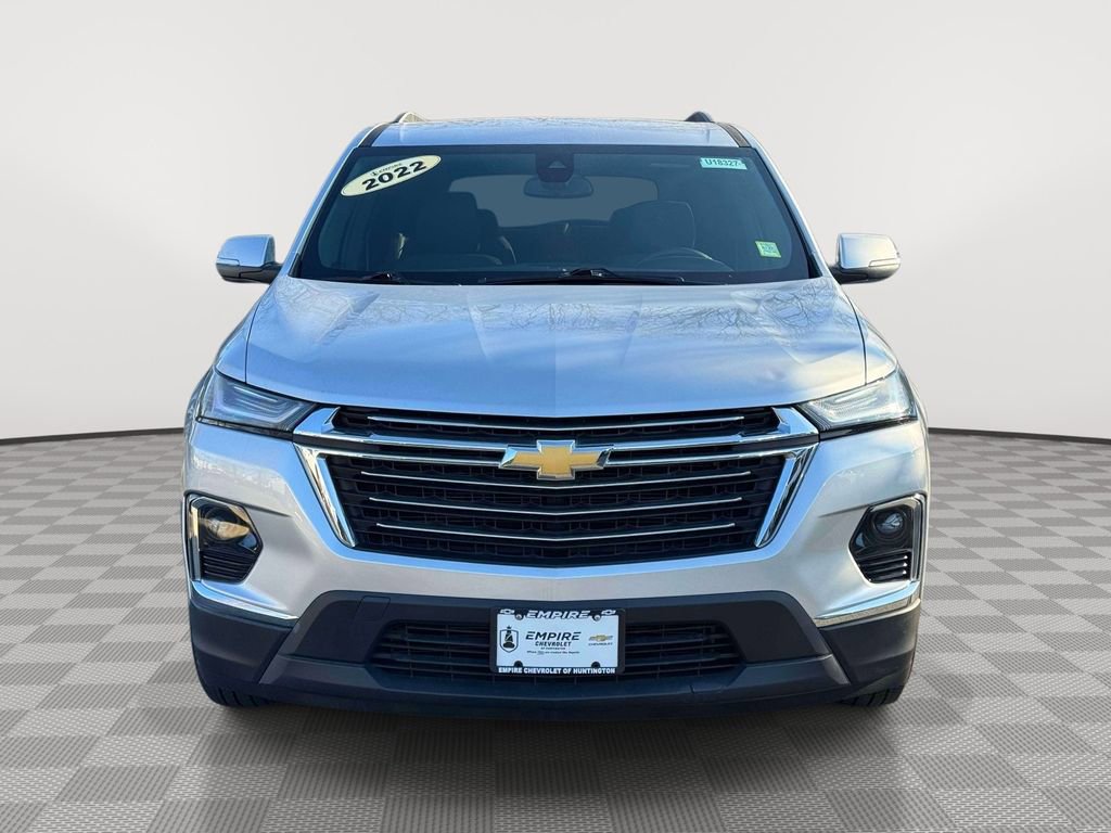 Used 2022 Chevrolet Traverse LT AWD/4WD image 2