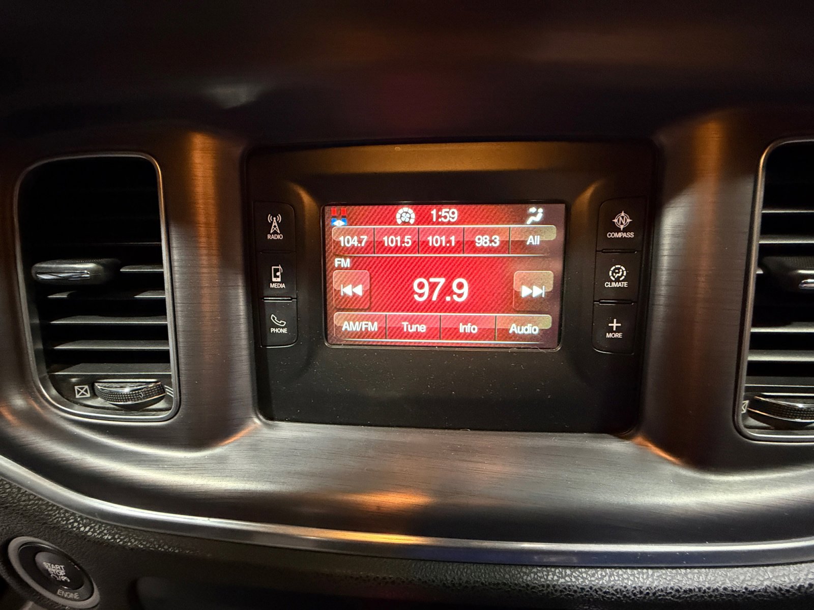 Used 2016 Dodge Charger SE image 28