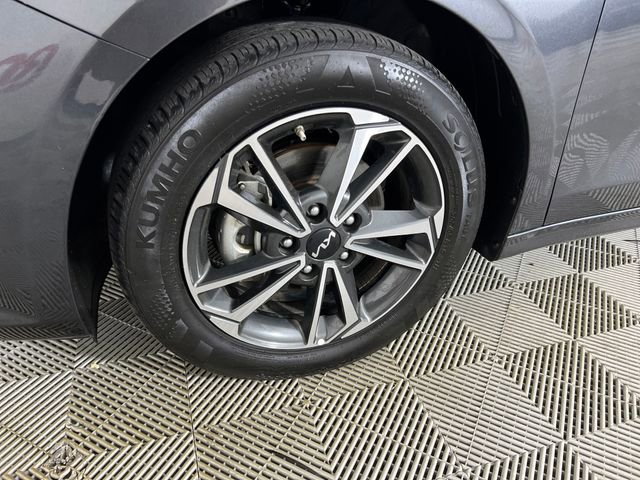 Used 2024 Kia Forte LXS image 25