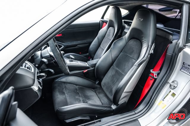 Used 2016 Porsche Cayman GT4 RWD image 5