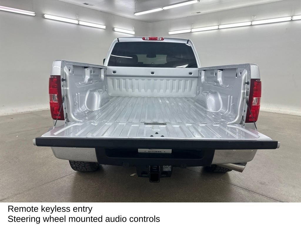 Used 2014 Chevrolet Silverado 2500 LTZ w/ LTZ Plus Package AWD/4WD image 18