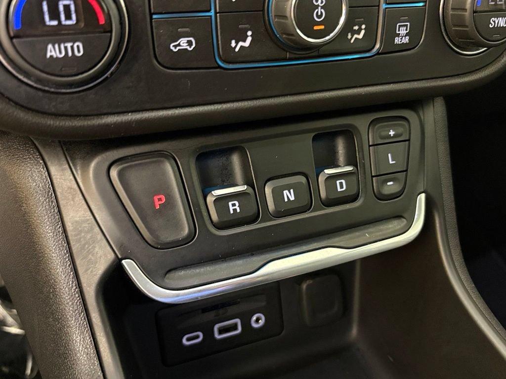 Used 2020 GMC Terrain SLT w/ Preferred Package FWD image 28