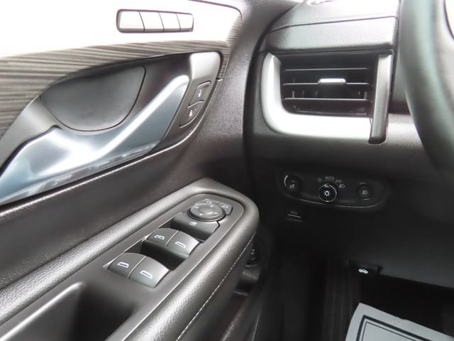 Used 2024 GMC Terrain SLT w/ Elevation Edition AWD/4WD image 31