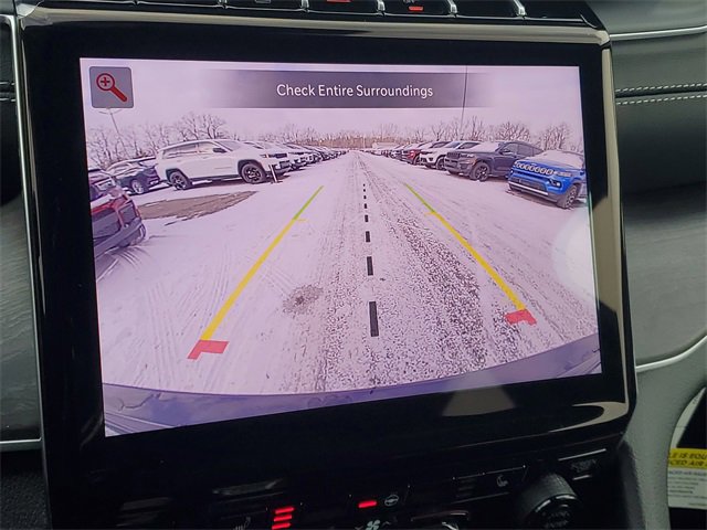 New 2025 Jeep Grand Cherokee Limited w/ Trailer Tow Package image 26