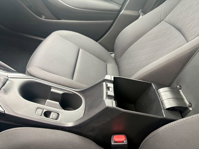 Used 2025 Toyota Corolla LE image 30