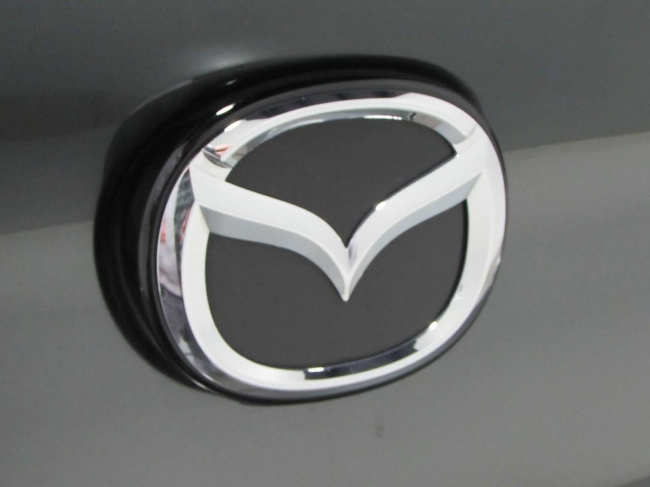 Used 2024 MAZDA MAZDA3 s image 30