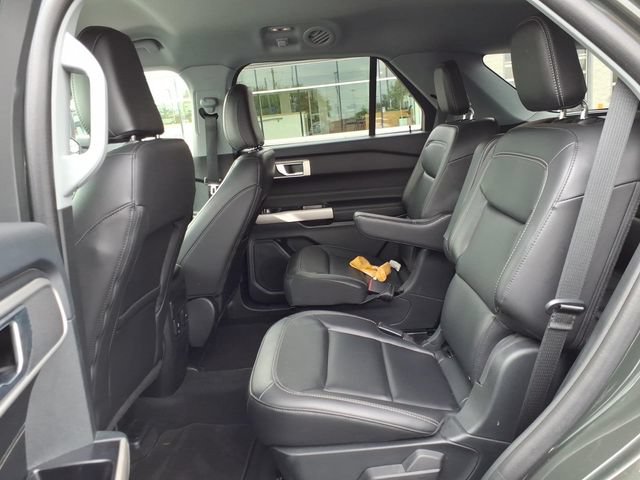 Certified 2023 Ford Explorer XLT w/ Equipment Group 202A AWD/4WD image 9