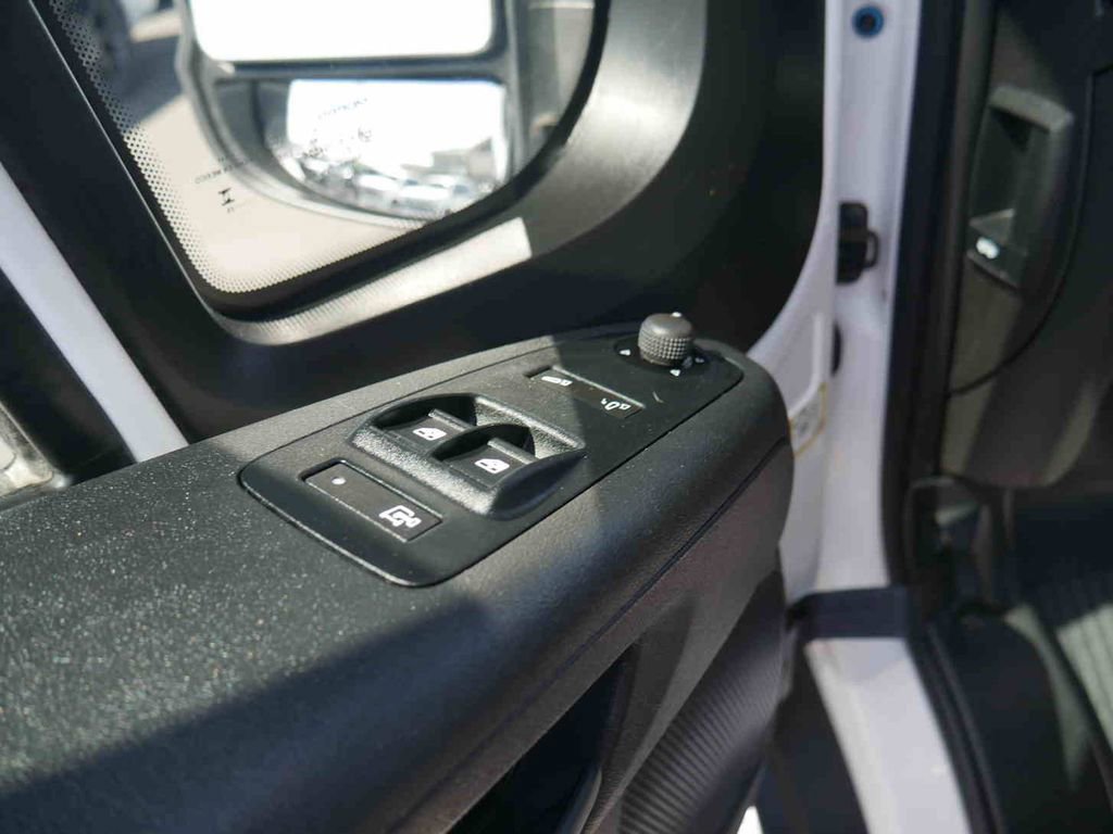 Used 2025 RAM ProMaster 3500 w/ Convenience Group FWD image 22