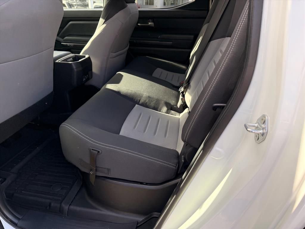 Used 2024 Toyota Tacoma TRD Sport w/ TRD Sport Upgrade Package image 13