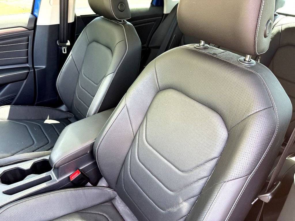 Certified 2023 Volkswagen Jetta SEL image 13