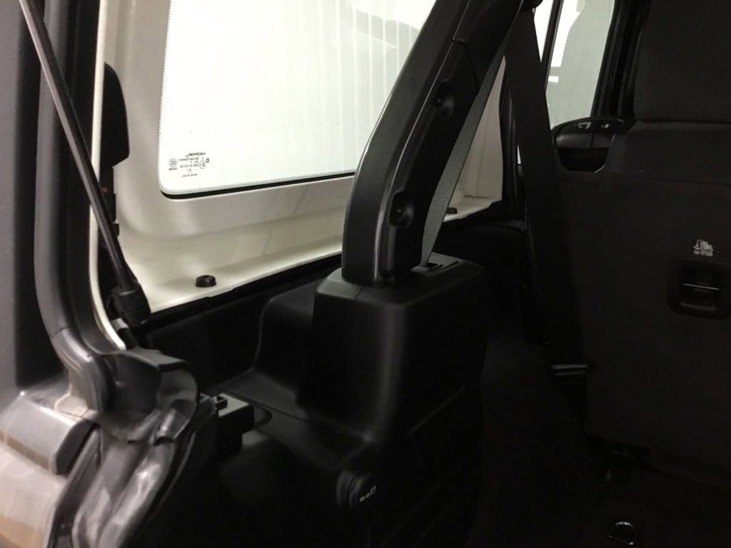 Used 2021 Jeep Wrangler Unlimited Sahara w/ Dual Top Group image 16