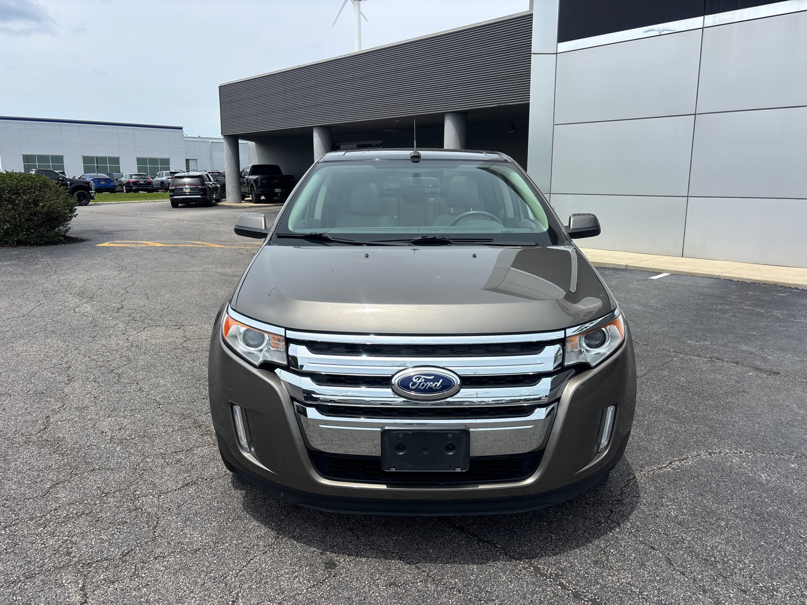 Used 2013 Ford Edge SEL FWD image 2