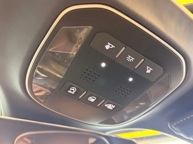 Used 2019 Ferrari Portofino RWD image 29
