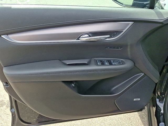Certified 2024 Cadillac XT6 Luxury w/ LPO, Floor Liner Package image 10