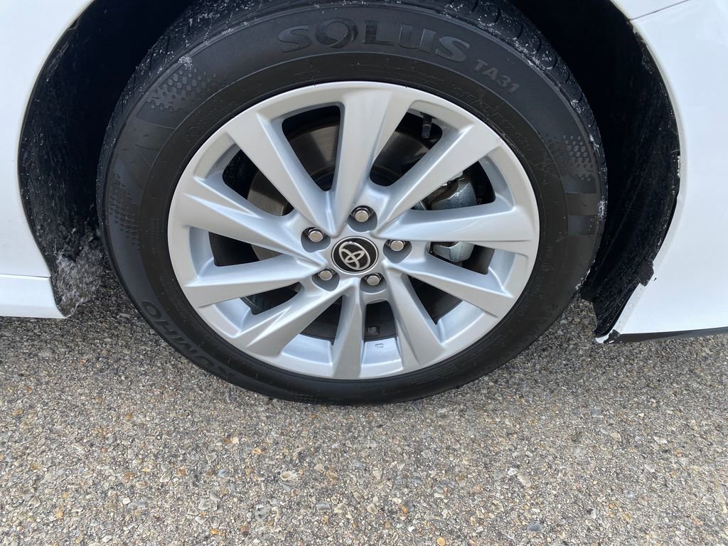 Used 2024 Toyota Camry LE image 29