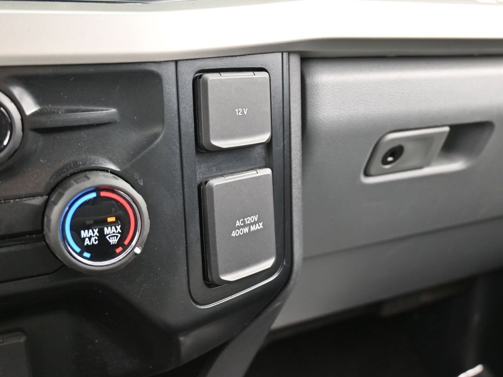 Used 2025 Ford F250 XLT image 25