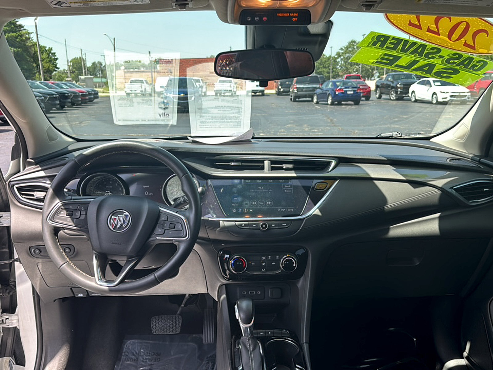 Used 2022 Buick Encore GX Preferred w/ Sport Touring Package FWD image 21