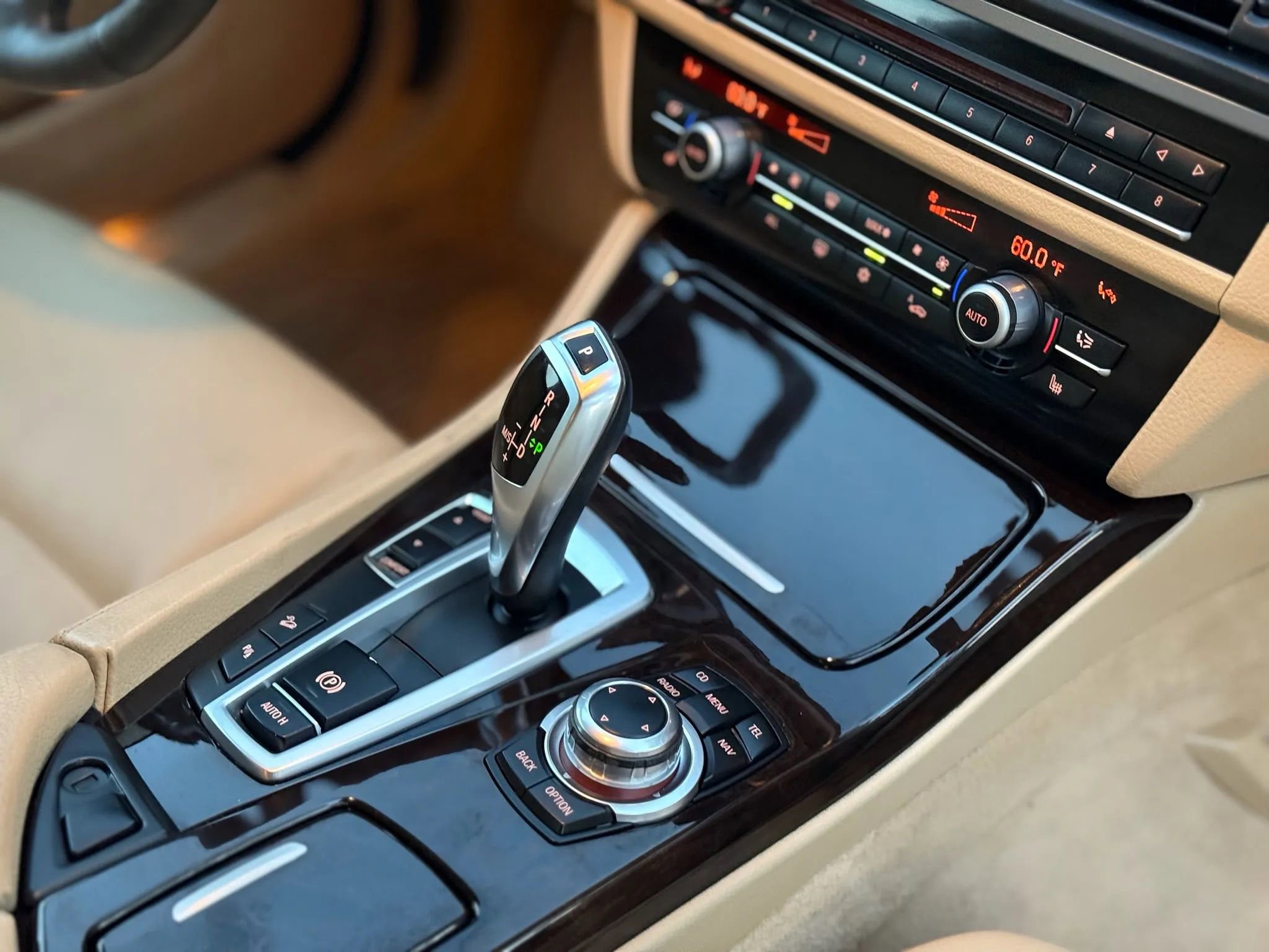 Used 2012 BMW 535i xDrive Sedan image 39