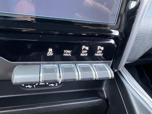 Used 2023 RAM 1500 Laramie AWD/4WD image 16