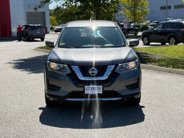 Used 2017 Nissan Rogue S AWD/4WD image 2
