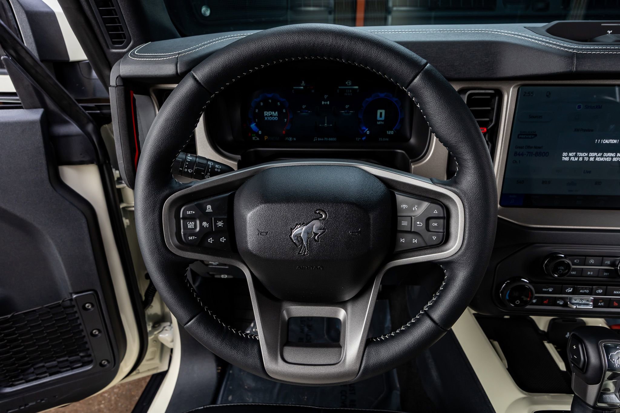 Used 2026 Ford Bronco Outer Banks AWD/4WD image 19