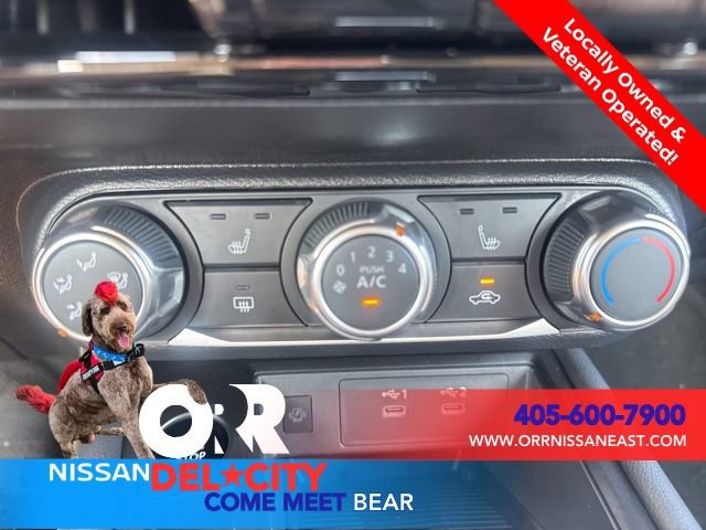 New 2025 Nissan Kicks SV w/ SV Premium Package AWD/4WD image 29