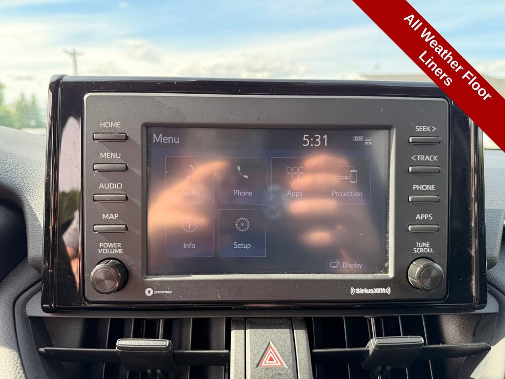 Used 2022 Toyota RAV4 LE AWD/4WD image 20