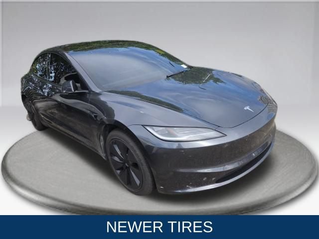 Used 2025 Tesla Model 3 Long Range RWD image 2