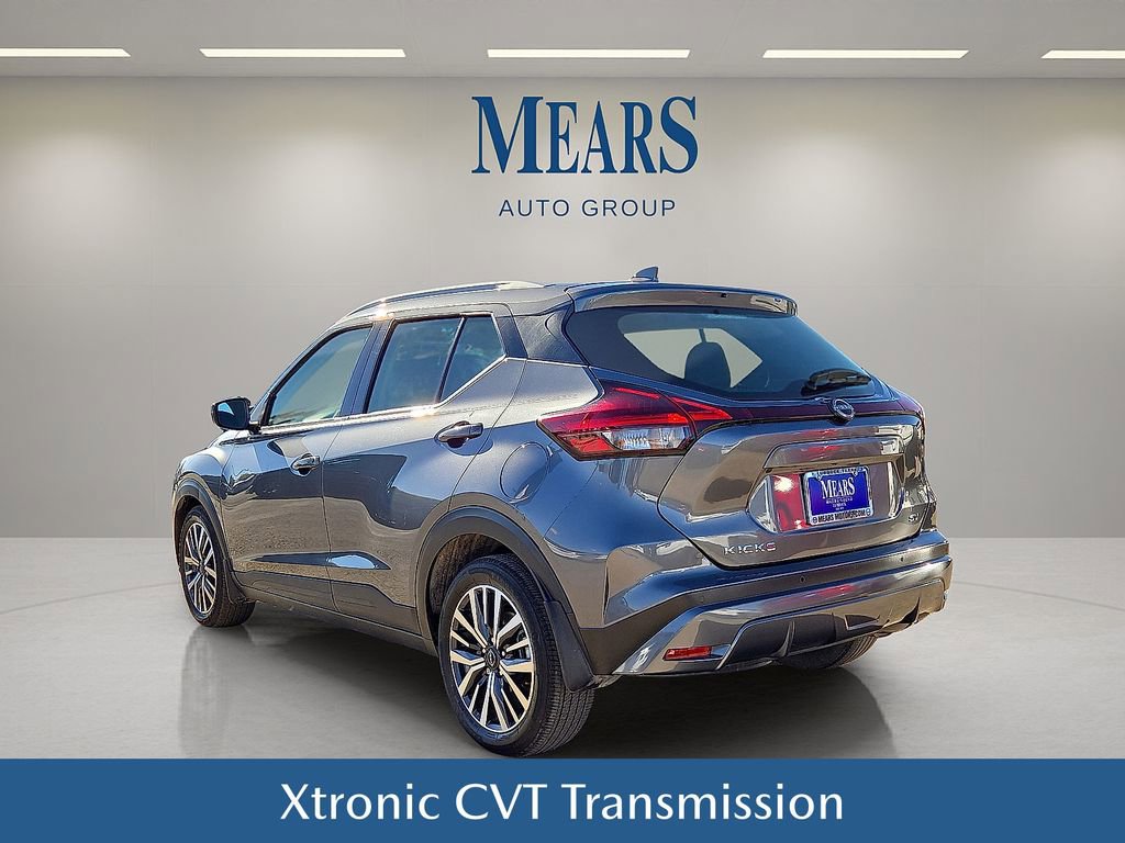 Used 2024 Nissan Kicks SV image 4
