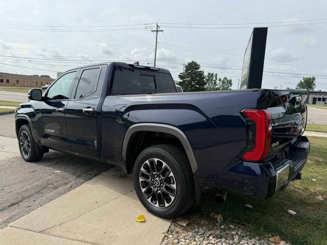 Used 2023 Toyota Tundra Limited AWD/4WD image 3