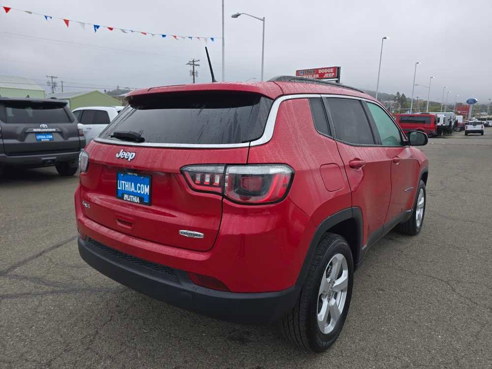 Used 2018 Jeep Compass Latitude w/ Cold Weather Group image 5