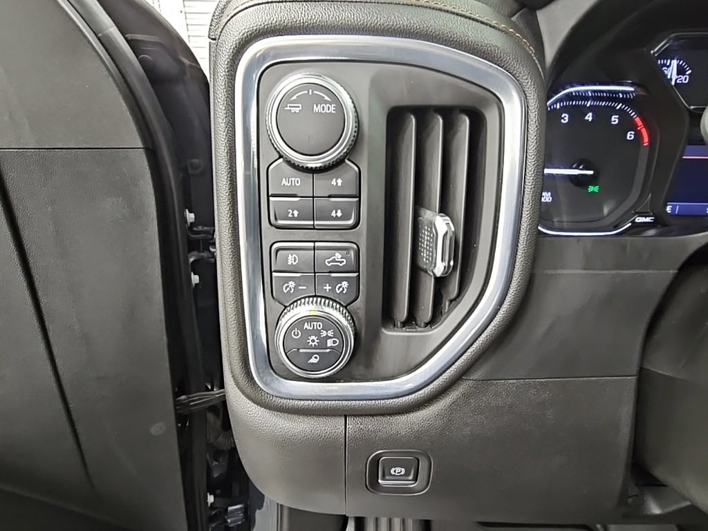 Certified 2021 GMC Sierra 1500 AT4 image 26