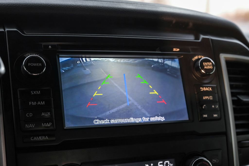 Used 2018 Nissan Titan SV w/ SV Convenience Package image 20