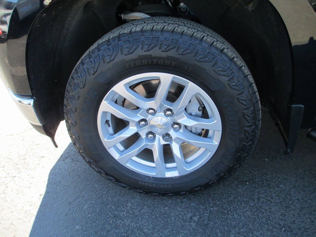 Used 2019 Chevrolet Silverado 1500 LT w/ All-Star Edition image 13