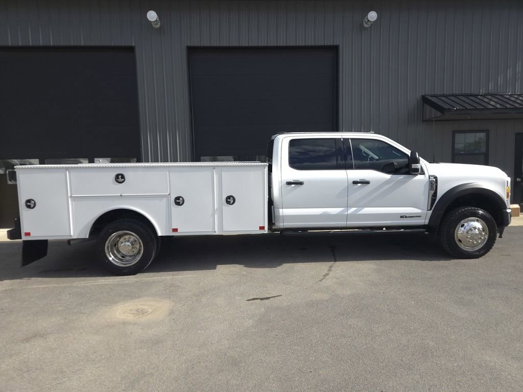 Used 2024 Ford F550 4x4 Crew Cab Super Duty w/ XLT Value Package image 5