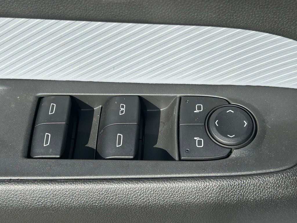 New 2027 Chevrolet Bolt LT w/ Comfort Package image 30