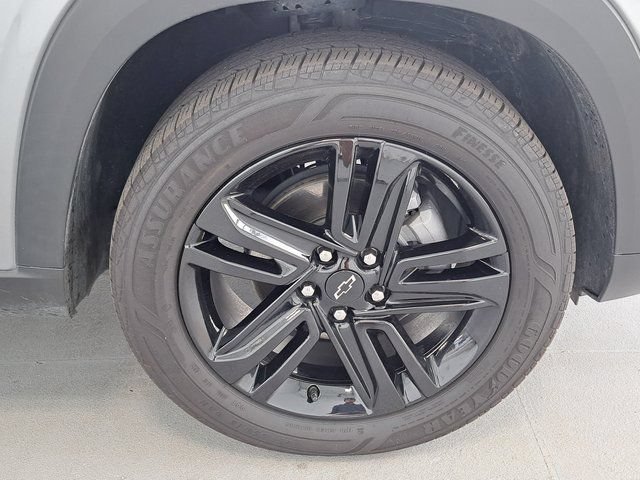 Used 2025 Chevrolet Trax ACTIV w/ Driver Confidence Package FWD image 29