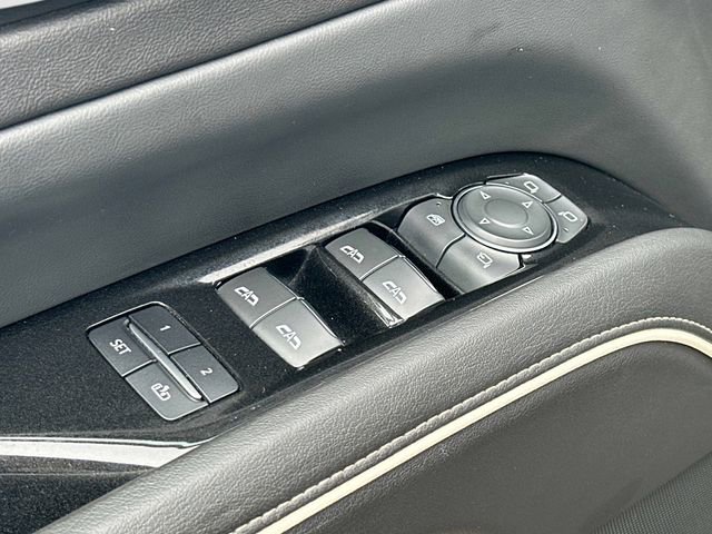 Used 2021 Cadillac Escalade ESV Premium Luxury image 14